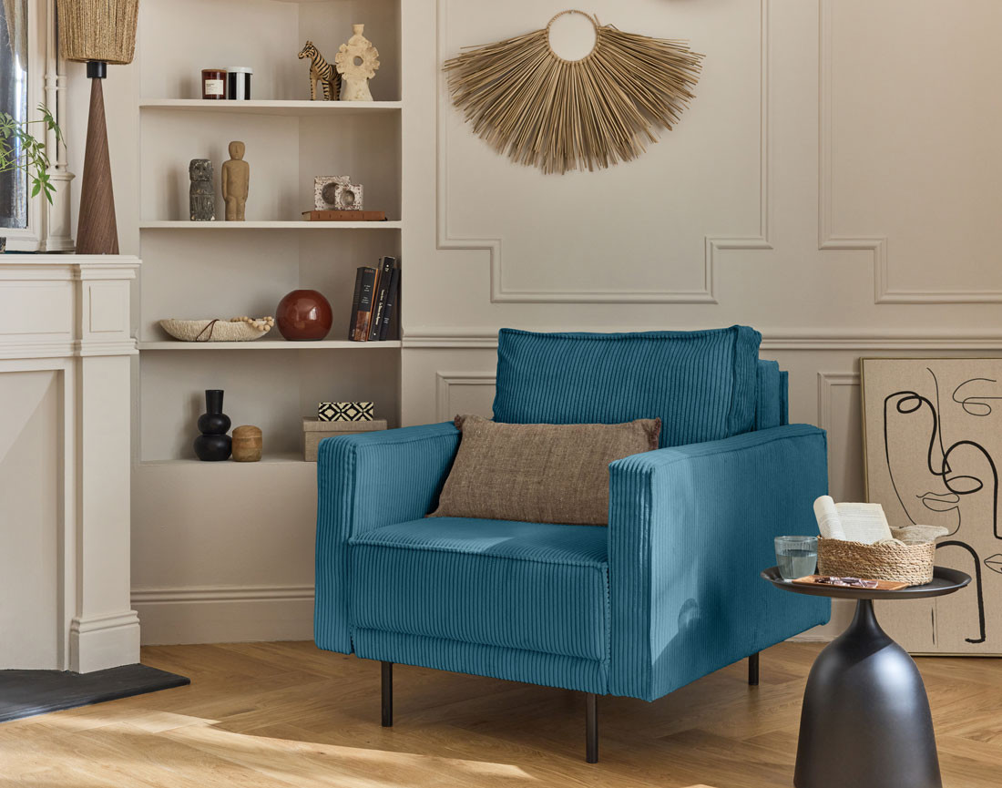 Fauteuil en velours côtelé avec pieds hauts Charlie