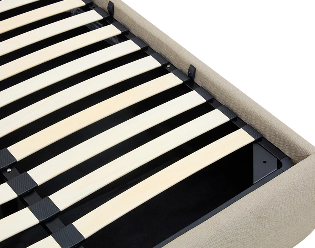 Lit coffre 140x190 cm sommier inclus en tissu Florina