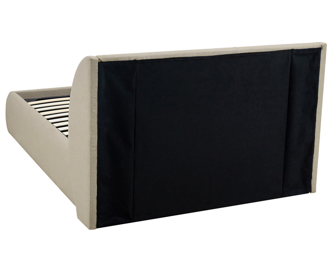 Lit coffre 140x190 cm sommier inclus en tissu Florina