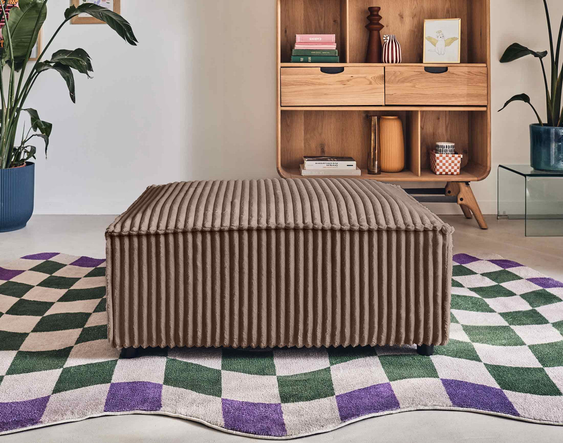 Pouf en velours côtelé grosses côtes Stella