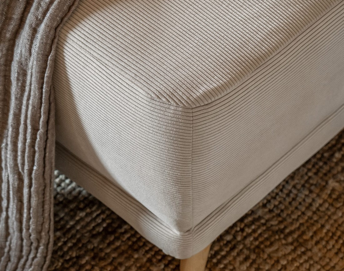 Canapé panoramique d'angle gauche 7 places convertible avec coffre en velours côtelé Lena