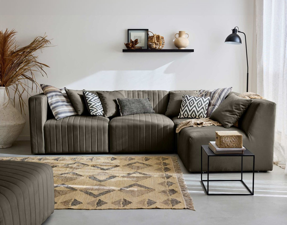 Canapé modulable d'angle droit 5 places avec pouf d'appoint en velours Nova