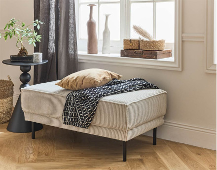 Pouf en velours côtelé avec pieds hauts Charlie