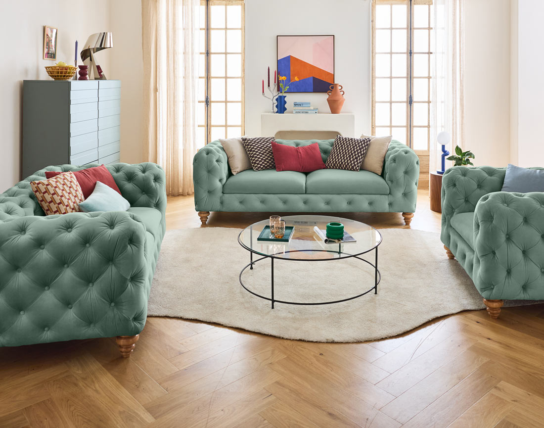 Canapé 2 places chesterfield en velours pieds bois Walter