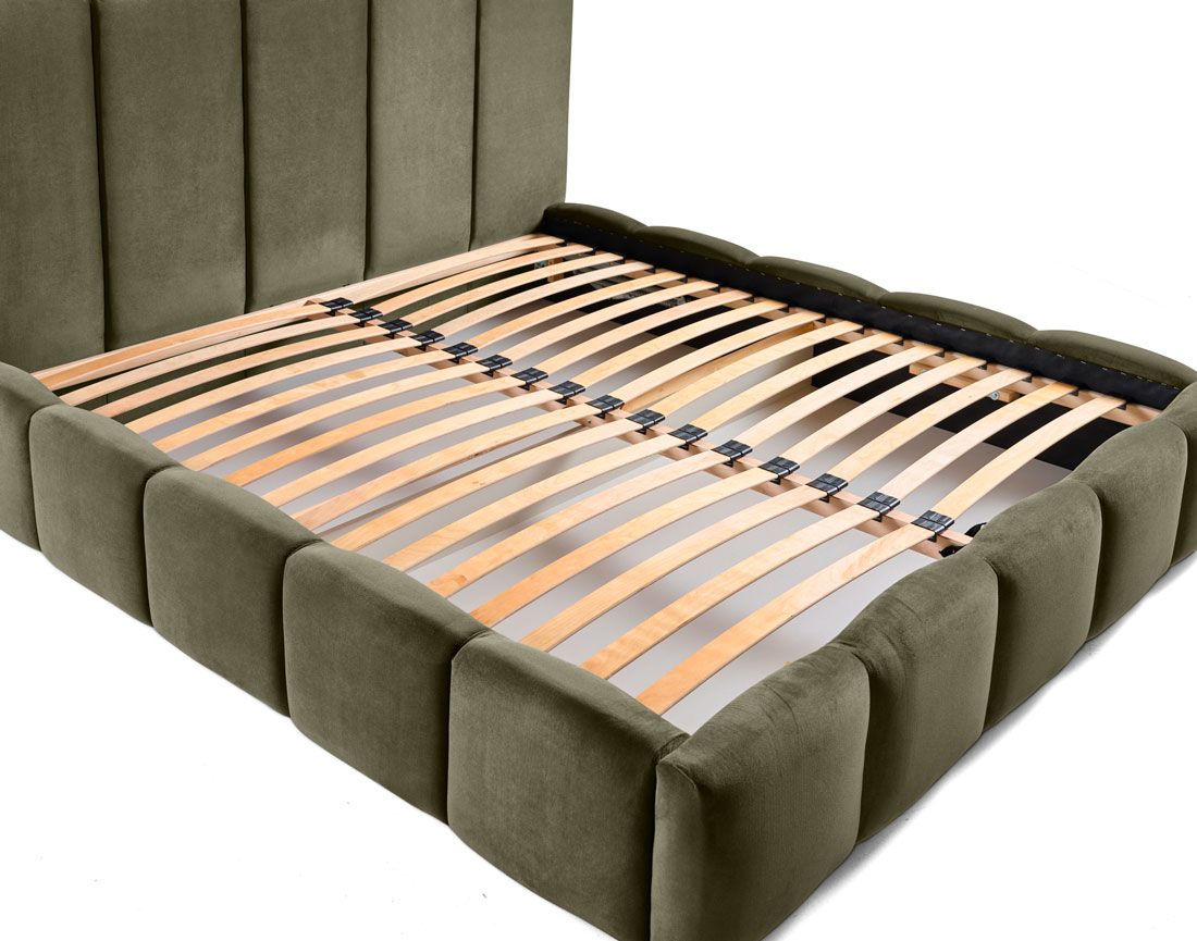 Torreon - lit coffre - 180x200 - sommier inclus - en velours Bestmobilier