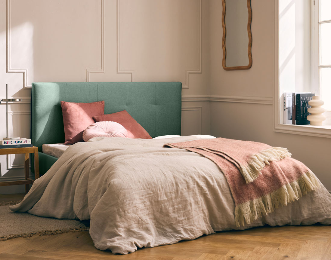 Lit 160x200 cm avec sommier inclus en tissu Monet