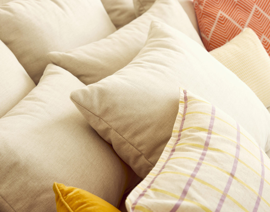 Canapé 4 places - assise profonde - en tissu Sergio