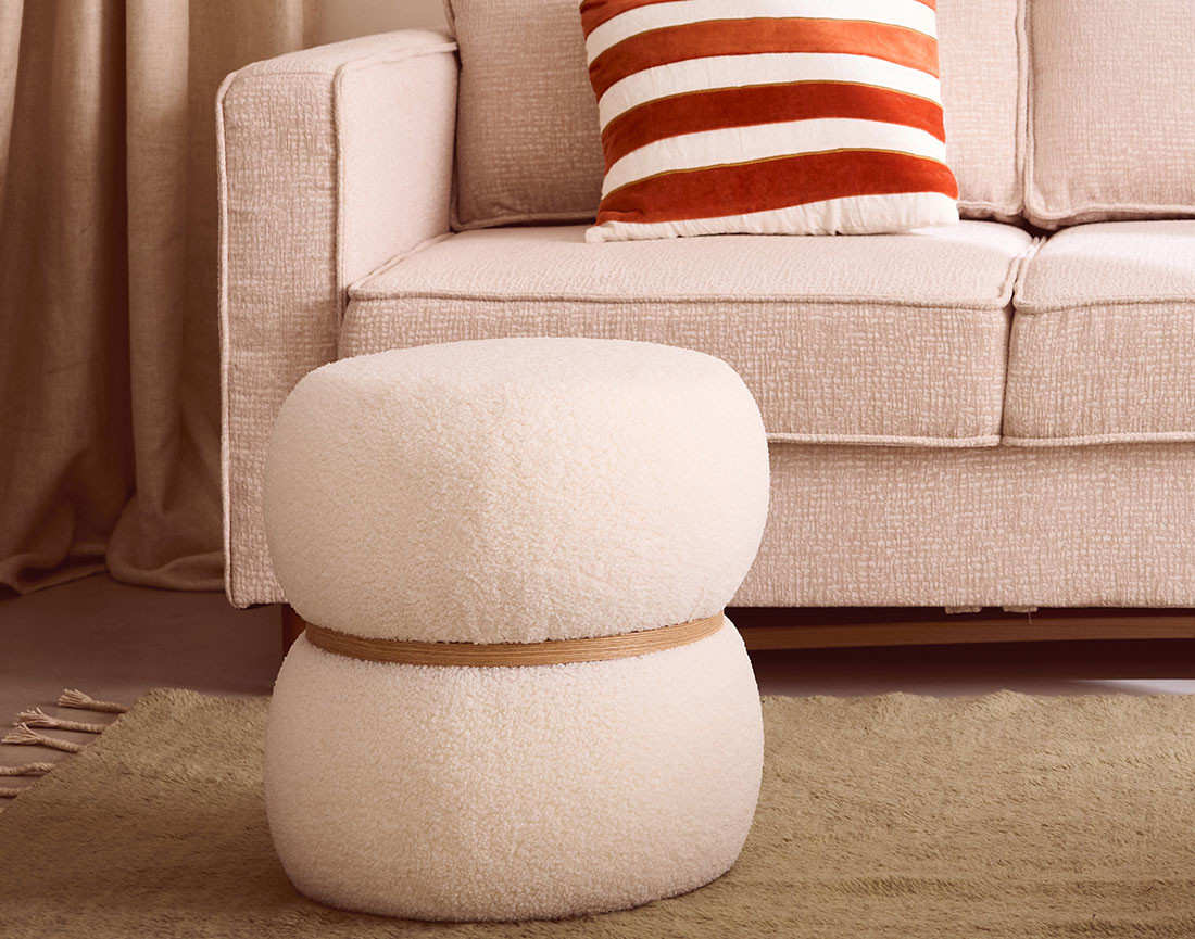 Pouf en tissu bouclette Sataya