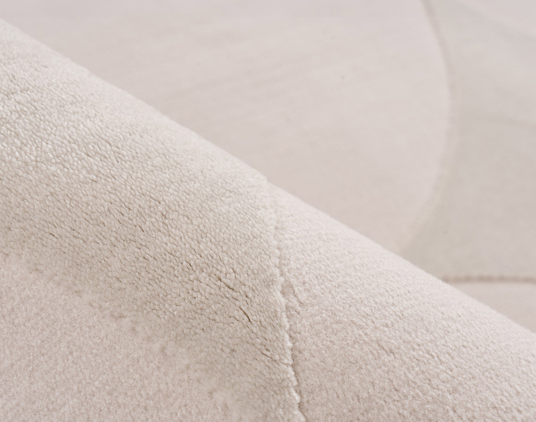 Tapis rectangulaire motif géométrique beige Telio