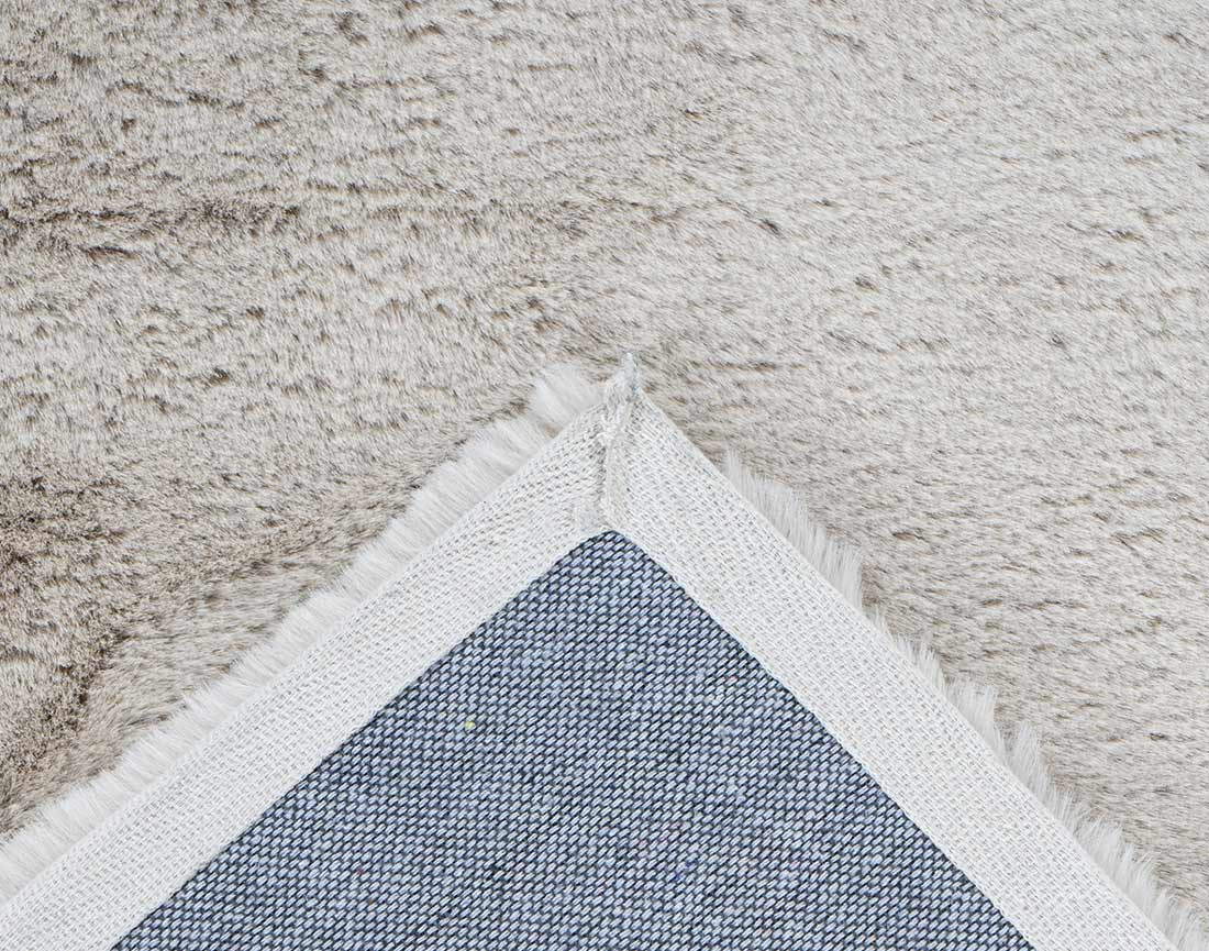 Tapis rectangulaire fausse fourrure blanc Joy