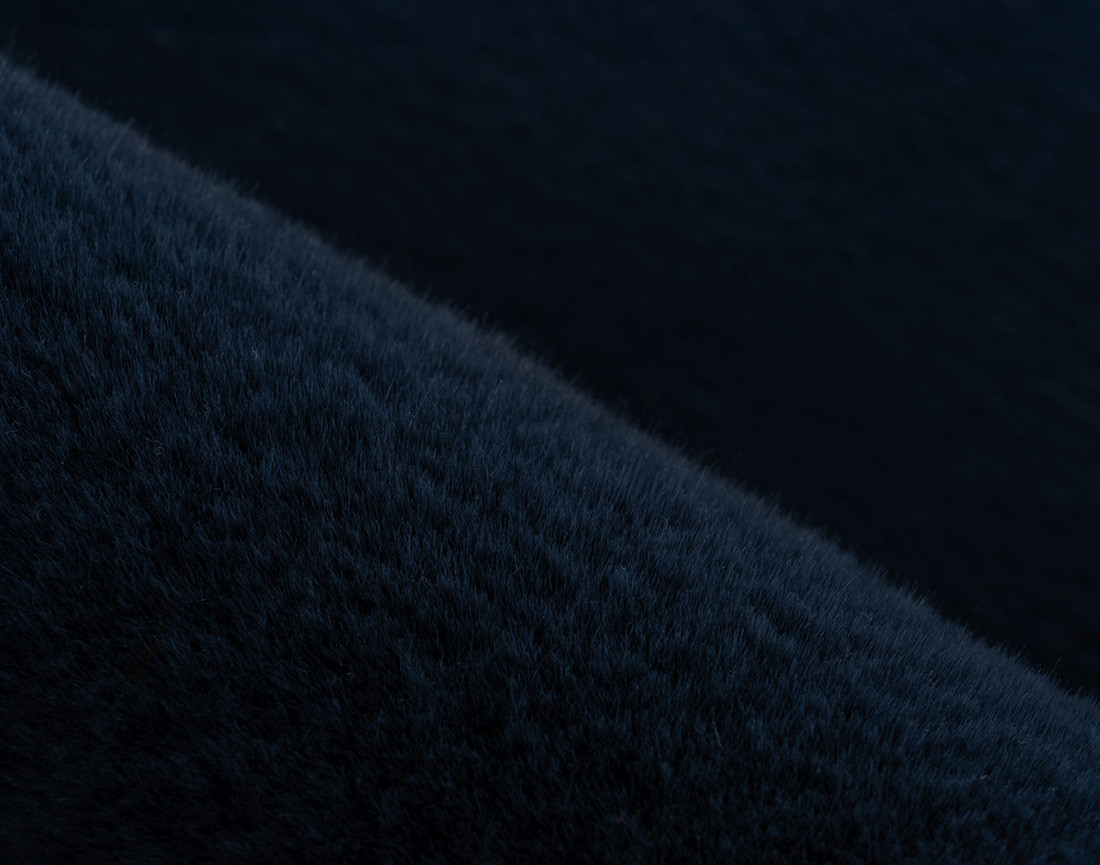 Tapis rectangulaire fausse fourrure bleu Joy