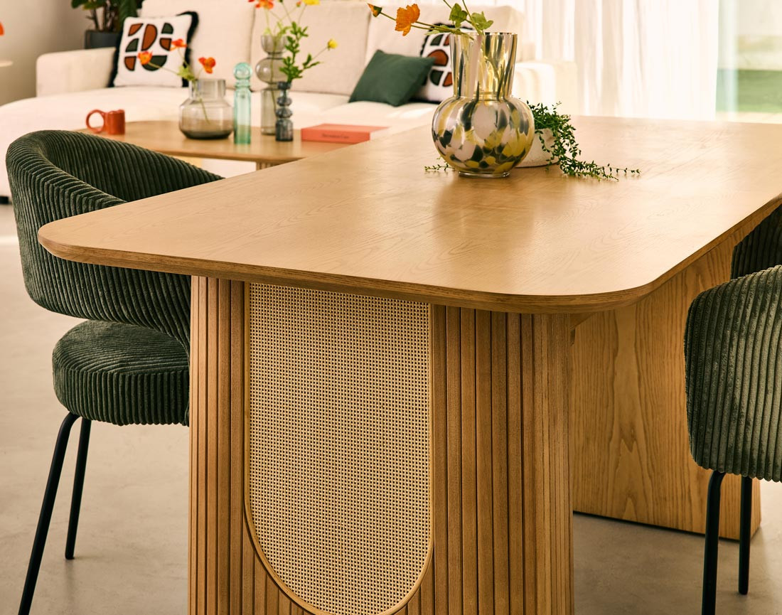 Table à manger bois plaqué chêne et cannage 180 cm Milazzo