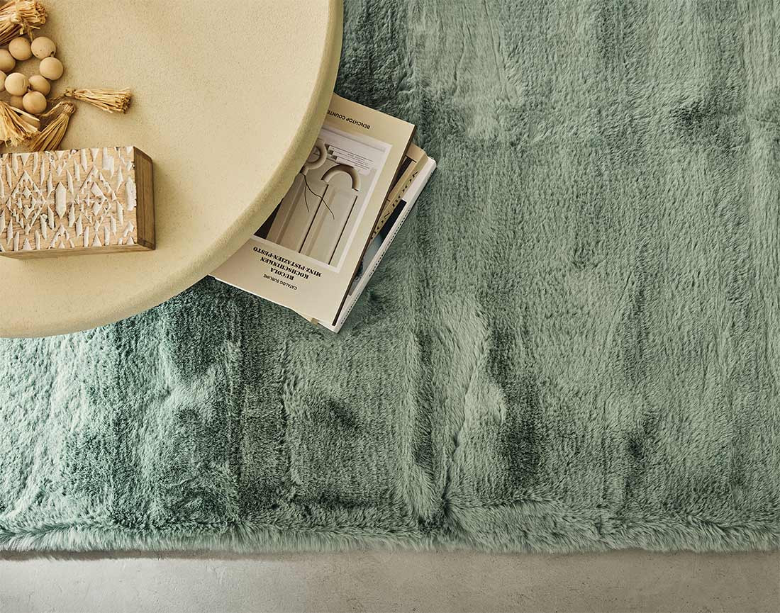 Tapis rectangulaire fausse fourrure vert sauge Joy