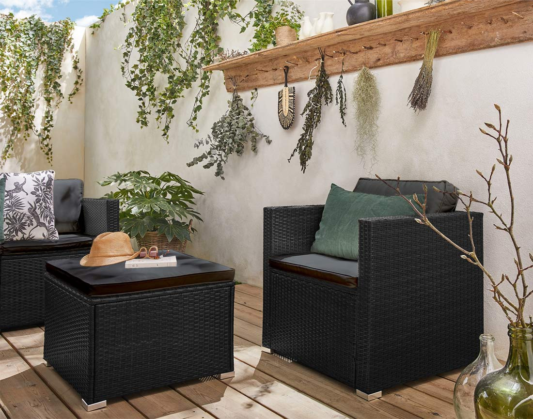 Salon de jardin en résine tressée 5 places coussins noir Wanaka