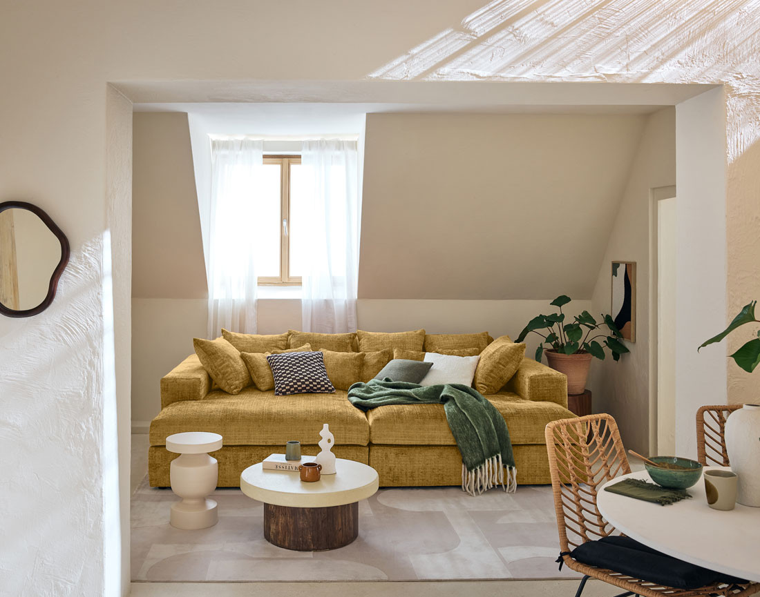 Canapé droit 4 places avec double méridienne en velours texturé Collins