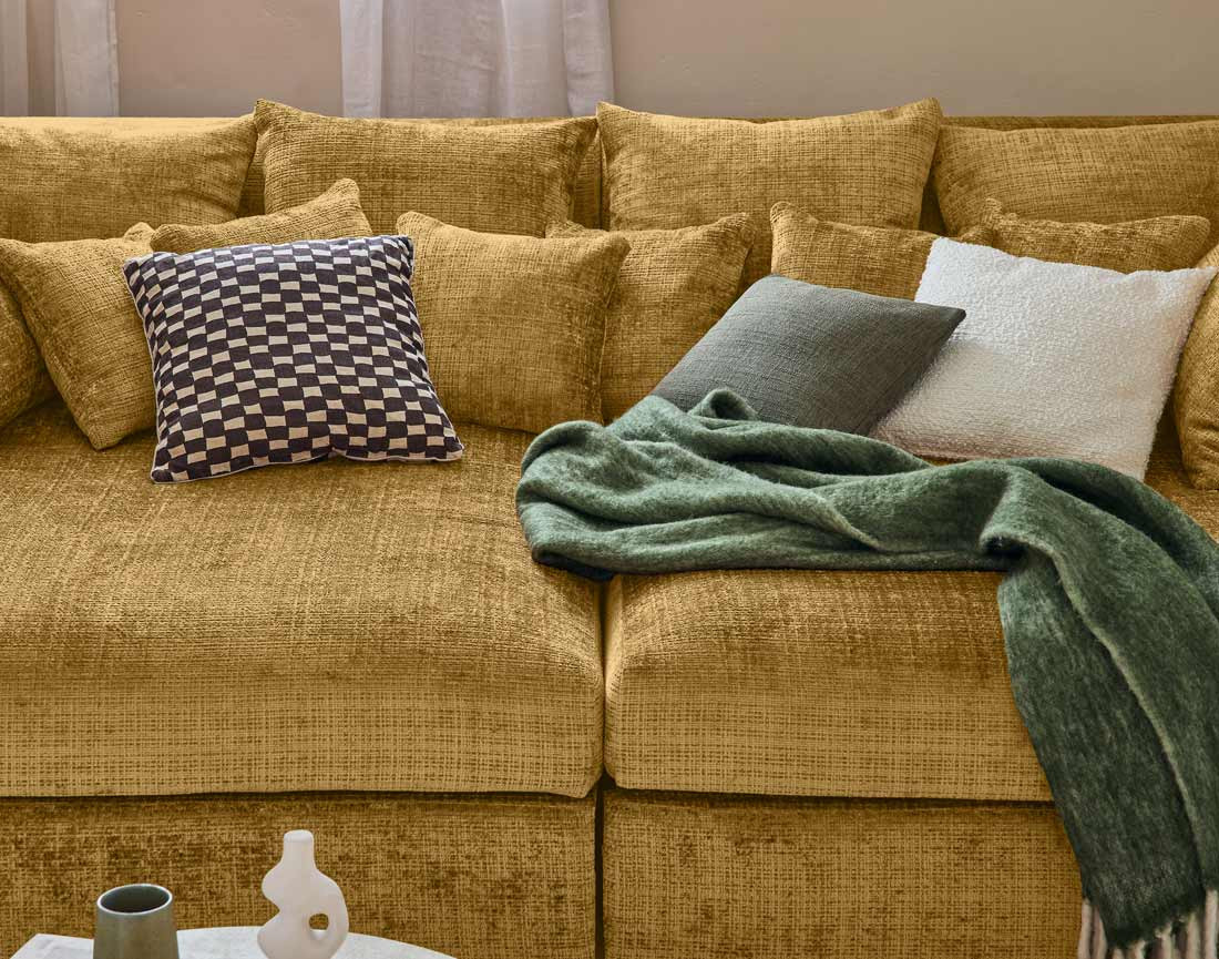 Canapé droit 4 places avec double méridienne en velours texturé Collins