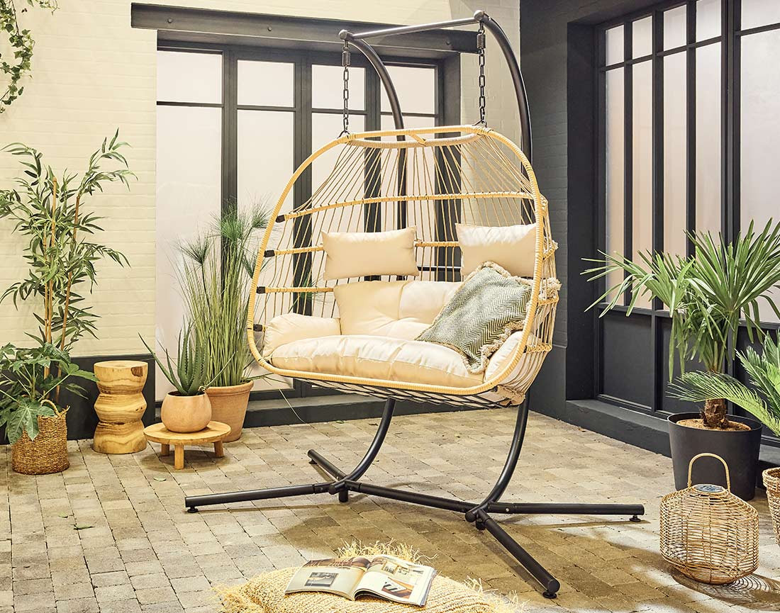 Fauteuil suspendu 2 places naturel et coussins beiges Mirella